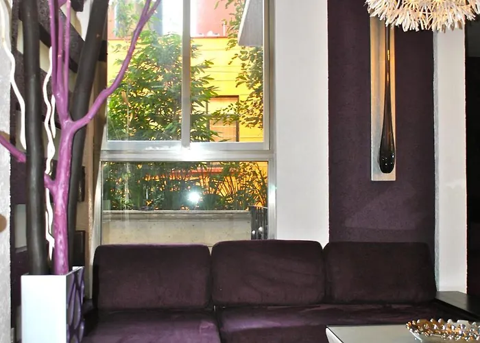 Business Sg Apartment
